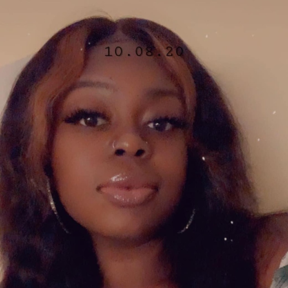Meet your Posher, Jelecia